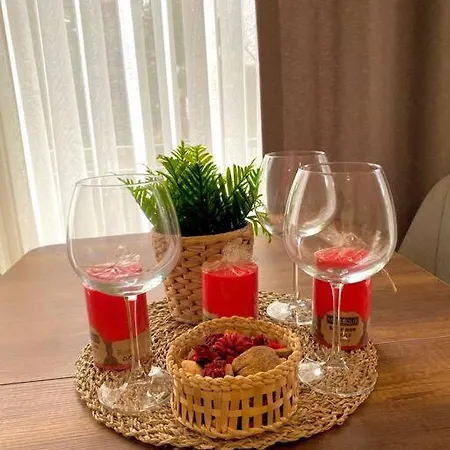 Apartment Merkezde Havuzlu Bahceli Daire